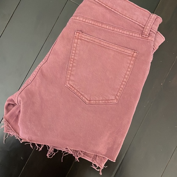 GAP rose denim cutoff shorts - Picture 3 of 3